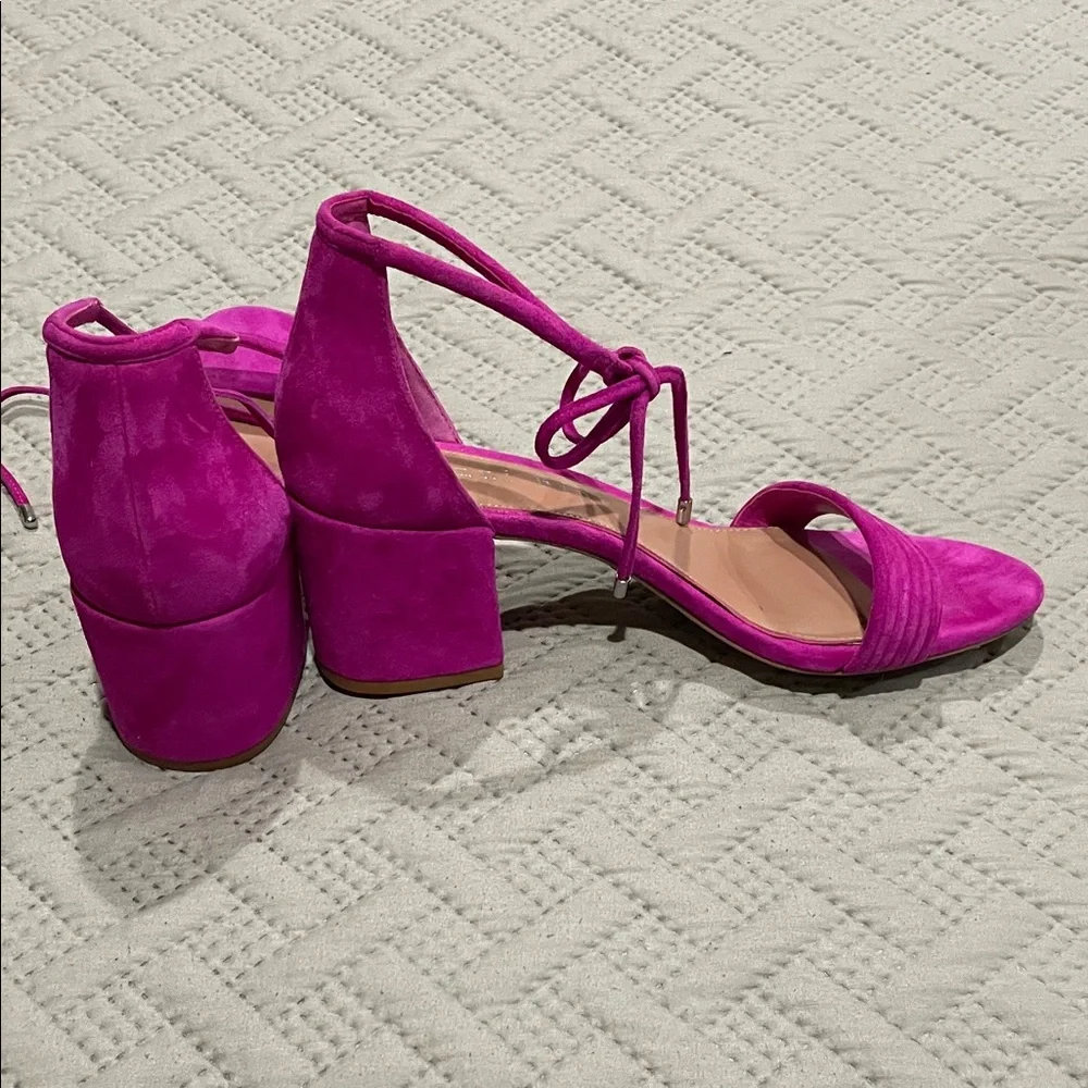 Gianni Bini Fuchsia Heels - Picture 2 of 4